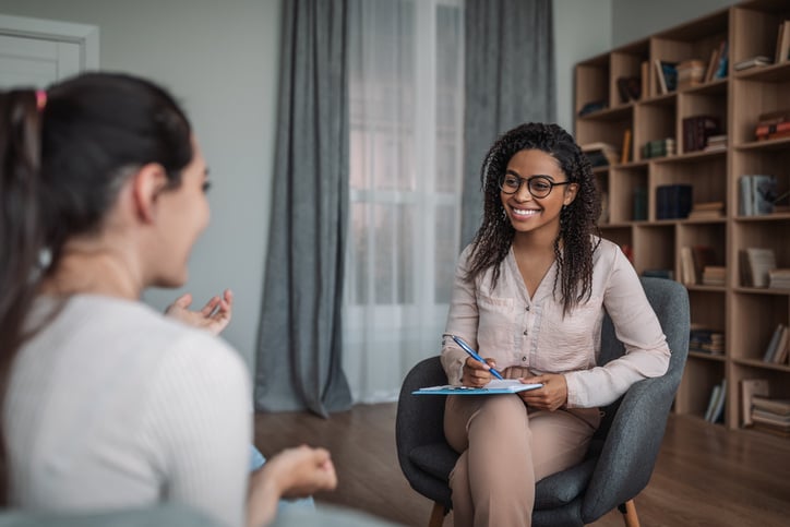 Image of a team at a behavioral health organization using a behavioral health rcm